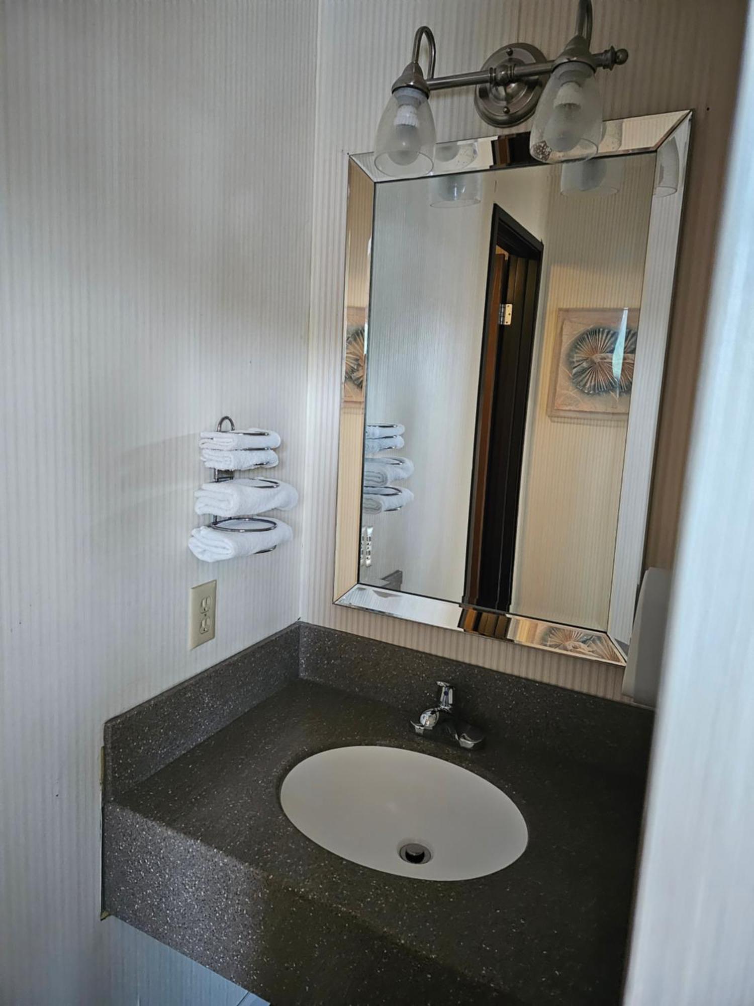 Knights Inn Mackinaw City Εξωτερικό φωτογραφία