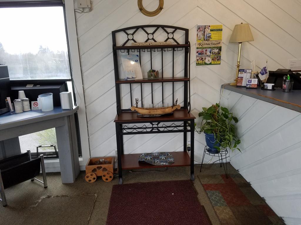 Knights Inn Mackinaw City Εξωτερικό φωτογραφία